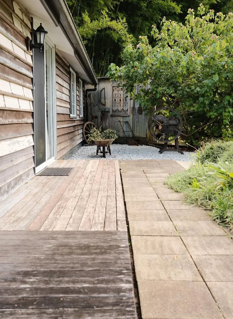 Bed & Breakfast Private Sauna And Spa Deep In Currumbin Valley